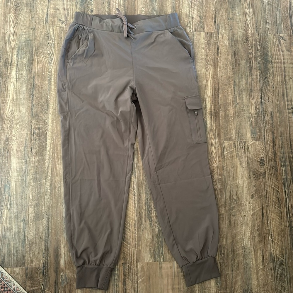 Athleisure joggers Sz. Large mocha